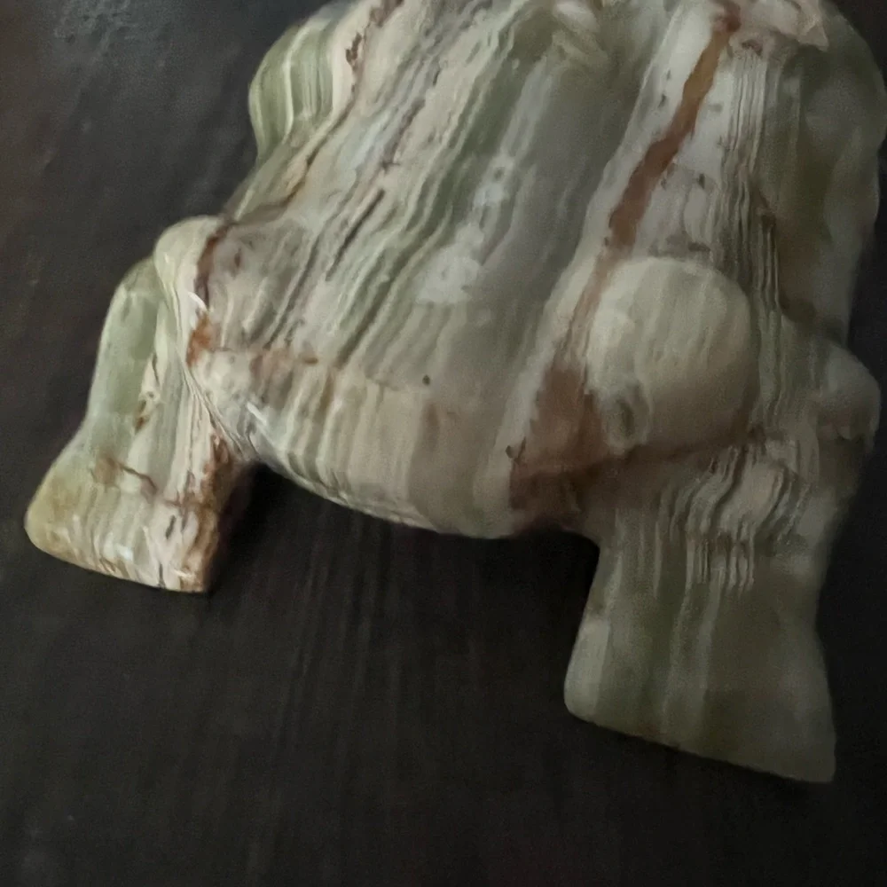 Hand-carved Onyx Frog